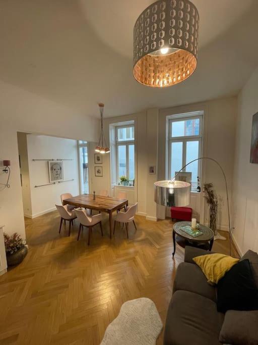Townhouse Sternwarte Apartment Vienna Exterior photo